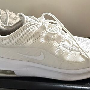 Nike White Air Max
